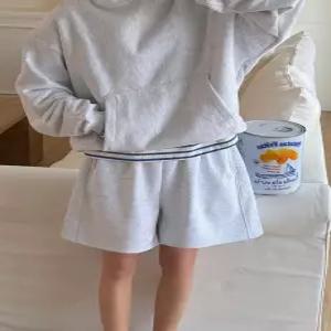 MADE 하트라벨 소프트쮸리 절개 반바지 (3 color)