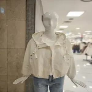 봄 바람막이 후드 숏 점퍼 619420)_EPT