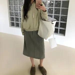 [메이비베이비] Fenwick Skirt (2colors)