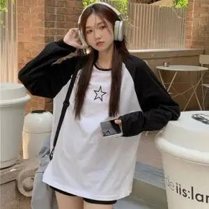 배색 별 자수 루즈핏 나그랑 티셔츠 URD-554