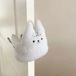 인형 도어 스토퍼 손끼임방지 문쾅