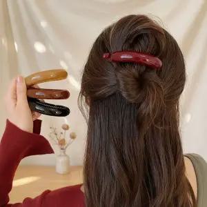 [하프클럽/]여성 데일리 심플 아크릴 바나나 헤어핀