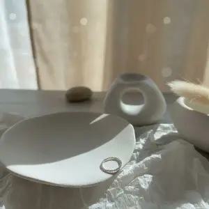 [하프클럽/]여성 일상 모던 꼬임 포인트 반지