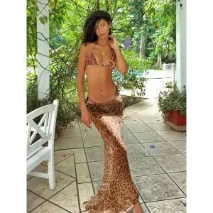 언더붑 탱크탑 비키니 홀터넥 커버업 수영복 섹시한 레오파드 인쇄 3 조각 여름 비치웨어 트라이앵글 비치