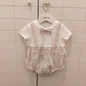 [아가방]NC청주점 26년 여름신상 노아 서스 팬더 반팔 바디 수트 01T327907 ECJ