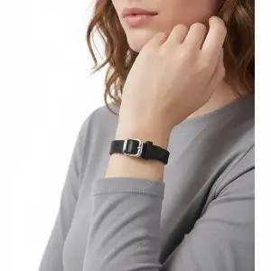 MM6 25FW 버클 브레이슬릿 (SM6UY0103 P8332 T8013)