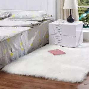 [골드스마일]TBZ 포근한 감성 직사각형 장모러그 화이트 심플한러그