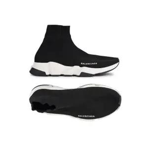 [발렌시아가] 24SS 여성 스피드러너 블랙 587280 W2DBQ 1015