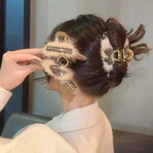 가을 헤어핀 퍼 집게 큐빅 헤어집게 올림머리