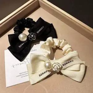 클래식 진주 디자인 플라워 헤어끈 편한