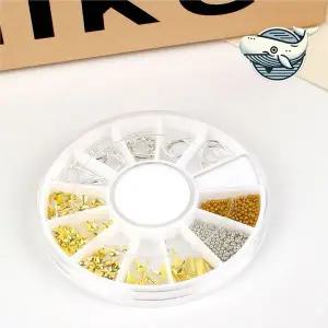 아름다운 네일아트 데코파츠 금속디자인