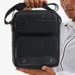 소형 데일리 메신저백 가방 남자 패션 보조 바디백 남자메신저백 남성슬링백
