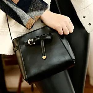 여자 엣지 포인트 줄리본 크로스백 케쥬얼 가방 여성토트백 여성크로스백 지갑형케이스