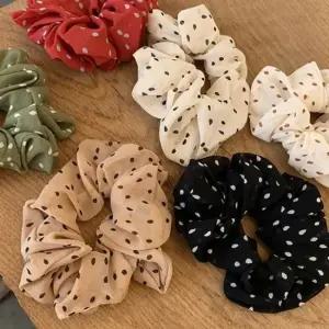 쉬폰 도트 곱창밴드 헤어밴드 레트로 복고 헤어밴드 곱창밴드 곱창머리끈 헤어고무줄