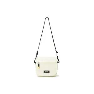 매장정품 NATIONALGEOGRAPHIC 내셔널지오그래픽 NATIONAL GEOGRAPHIC KIDS K245KCR060 폴더크로스백 IVORY