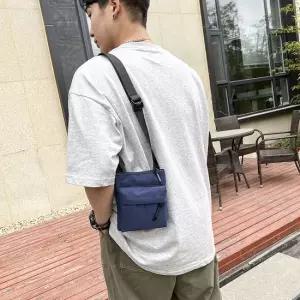 다용도 미니 크로스 숄더백 여권 가방 파우치 네이비 여행가방 전대 여행준비물