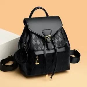 신상 20대 캐주얼 책가방 회사원 고급 백팩 검정 가방 20대백팩 가벼운여성백팩