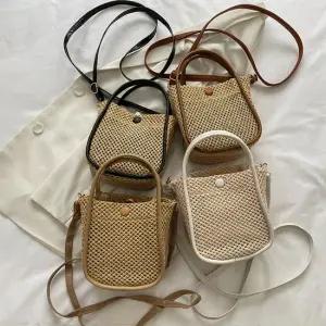 더스트백포함)라탄미니크로스백 여름 왕골가방 라탄가방 여름가방 라탄백 버킷백