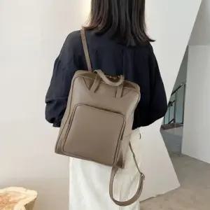 여성 직장인 학생 심플 빅 포켓 스퀘어 백팩 가방 남자백팩 직장인가방 헬스가방