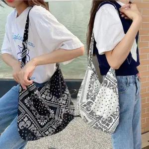 페이즐리 손수건백 반다나백 패브릭 크로스 숄더백 캔버스백 반다나백 페이즐리백