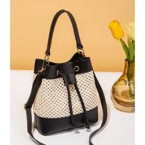 데일리 여름 패션 버킷백 유행 여성 쇼퍼백 검정 가방 여성토트백 여성핸드백