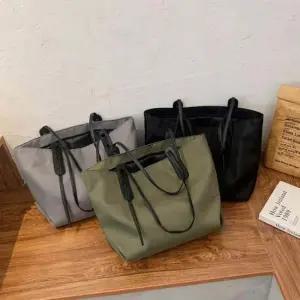 여성 회사원 숄더백 빅사이즈 가방 심플 대용량숄더백