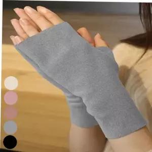 핸드워머 여성 겨울 손목 추울때 손가락뚫린 기모 보온 암워머