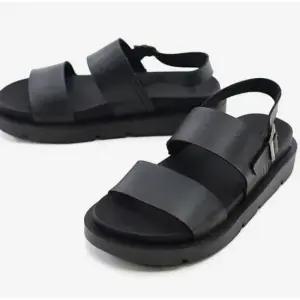 투라인 남자 샌들 슬리퍼 남성 캐주얼 여름 샌들 신발 남자샌들 남성샌들 스포츠샌들