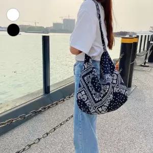 크로스백 페이즐리 반다나 숄더백 데일리가방 가벼운 캔버스백 반다나백 페이즐리백