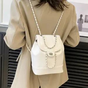 캐주얼 여자 백팩 20대 패션 책가방 아이보리 가방 20대백팩 가벼운여성백팩