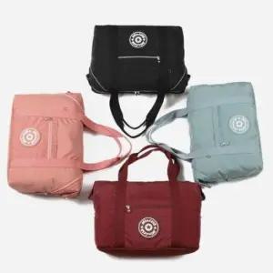 [패션] 여자 여성 주부 아기 엄마 외출 여행 보스턴백 가방