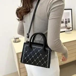 [패션] 여성가방 미니가방 크로스백 가방코디 외출 미니 가죽