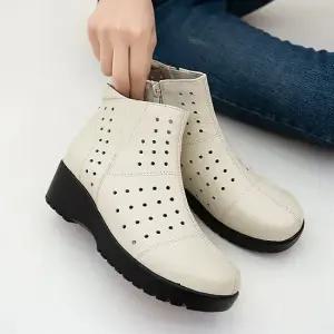 천연소가죽) 바람솔솔 통굽 펀칭 앵클부츠 키높이 5cm