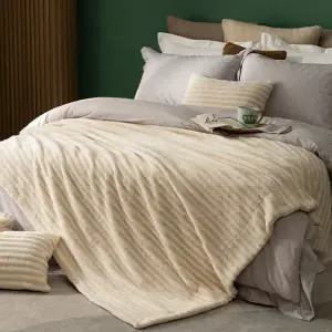 [One TV][K/Q]벨보아 극세사 이불 + 블랭킷 리빙세트(멀티블랭킷+쿠션+슬리퍼