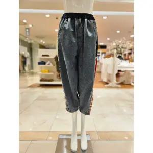 [롯데백화점]르니앤맥코이 삼색줄 8부 데님바지 MN08SD670FJY