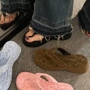 [하프클럽/] 레오파드 웨지 통굽 샌들 쪼리 슬리퍼(5cm)-6294