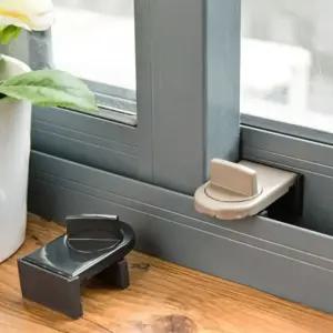 창문 잠금장치 방충망 창틀 샷시 베란다 미닫이문 고정 도어스토퍼 장금 방범 안전 보안 장치