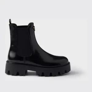 브러시드 가죽 킹기 루그 솔 첼시 부츠 1T186O 055F0002 F 050