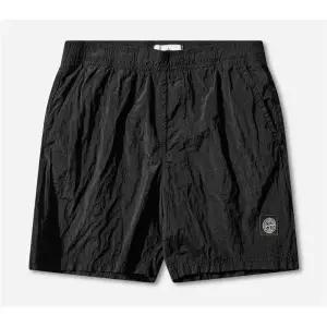 [스톤아일랜드] 나일론 반바지 블랙 153339153