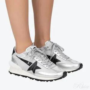 [골든구스] 여성 스니커즈 블랙 154223499