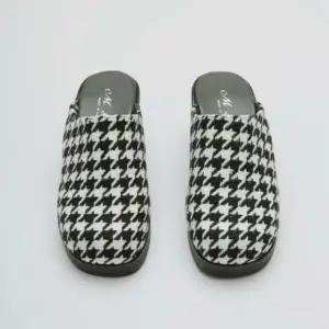 여성 패턴 두꺼운굽 운동화 통굽 하운드투스 뮬슈즈