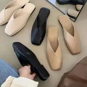 크로스 사각 스퀘어 낮은굽 편한블로퍼 슬리퍼 사무실 뮬슬리퍼 여성여름신발 여성블로퍼