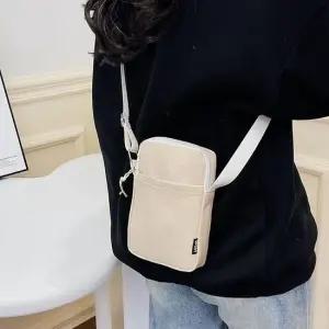 생활방수 휴대폰 여권 여행 미니 크로스백 베이지
