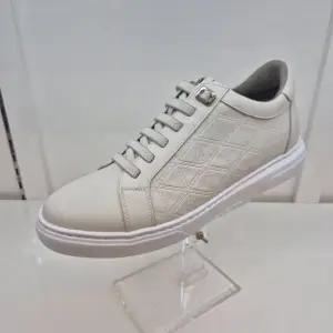 [엘칸토]엘칸토 HC11 소가죽 남성 스니커즈 Y5J1U6Y1339 (48728911)