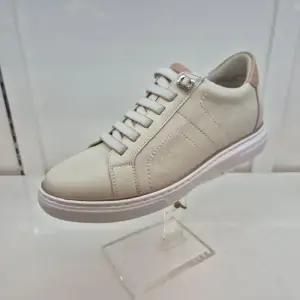 [엘칸토]엘칸토 HC11 소가죽 남성 스니커즈 H5J3U6Y1339 (48728906)