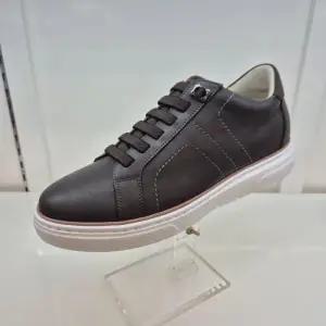 [엘칸토]엘칸토 HC11 소가죽 남성 스니커즈 F5J3U51Y385 (48728905)