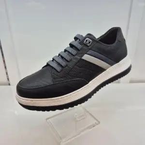 [엘칸토]엘칸토 HC11 소가죽 남성화 D5J0U5Y1319 (48728897)