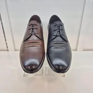 [엘칸토]엘칸토 HC11 소가죽 남성화 F7G0U6J13Y1792 (48728896)