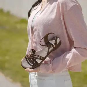 SOVO 에어리 스트랩 단화 샌들 2cm