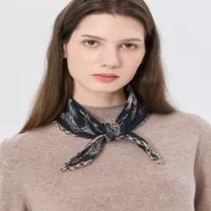 닥스 액세서리 여성 24FW [스테디셀러] 네이비 패턴 스카프 WCSC4F304N2